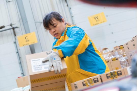 �pʮһ���f����(chu��ng)��ʮ���¸�  �K�������\����������(w��n)ӭ��(zh��n)