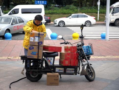 �pʮһ���f����(chu��ng)��ʮ���¸�  �K�������\����������(w��n)ӭ��(zh��n)