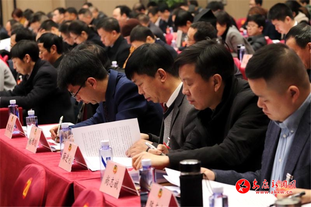 �ɕ�(hu��)���\