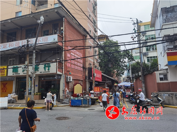 ���½ֵ�֩��W(w��ng)��|�������������R�ÿ�